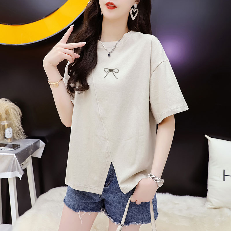 Design summer short short sleeve T-shirt with a round collar with…