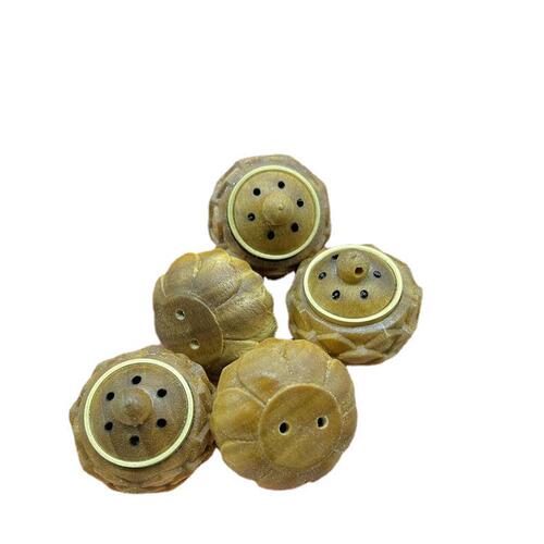 Green sandalwood hollow lotus lantern sachet empty jar expanded incense wood incense pill bottle creative mobile phone car pendant to wear with you
