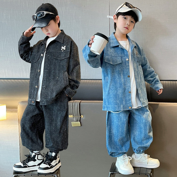 7088 traje de primavera para niños 2025 nuevo estilo estilo occidental niños primavera vaquero traje de dos piezas hermoso bebé primavera y otoño