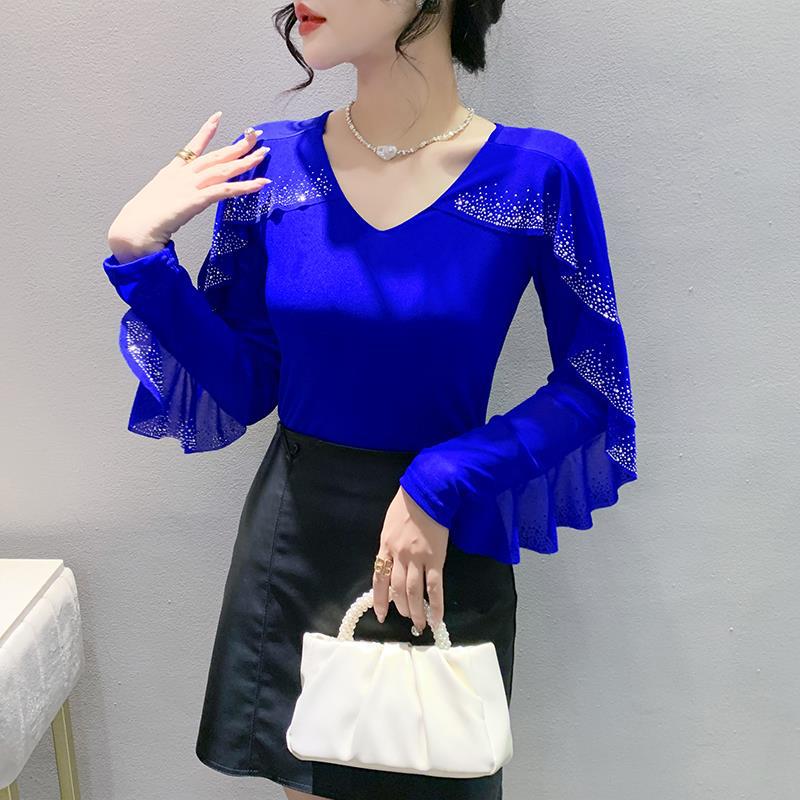 Real shot 2024 primavera nueva malla de moda cuello redondo ahueca hacia fuera el trabajo pesado con volantes rhinestone caliente del todo-fósforo de manga larga de las mujeres top