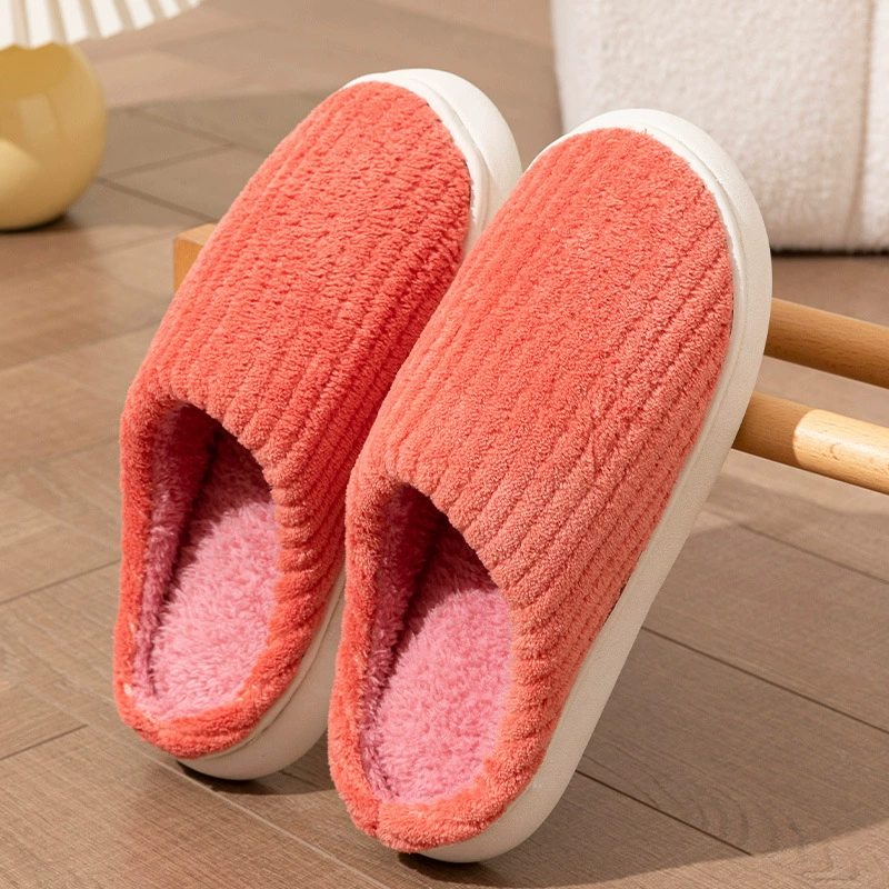 Домашние Slippers зимние нескользящие милые обувные платформы для любимых