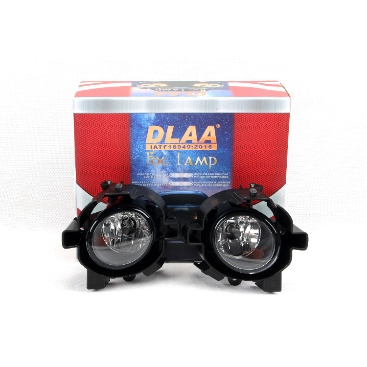 Aplicable a Nissan 08 09 10 años Xiao Ke conjunto de lámpara de niebla delantera vieja Xiao Ke luz de conducción diurna luz de barra delantera