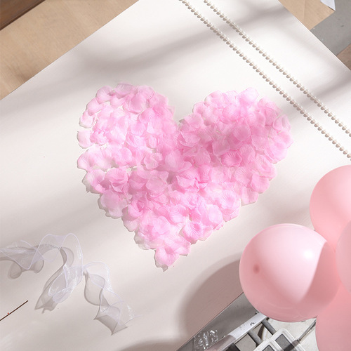 Wholesale simulated rose petals wedding supplies wedding room wedding bed hand scattered fake petals romantic photo props