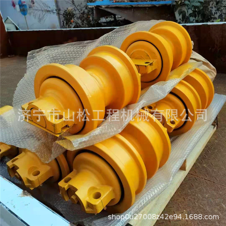 山推推土机SD22 TY220支重轮 引导轮 驱动齿 拖轮155-30-00233