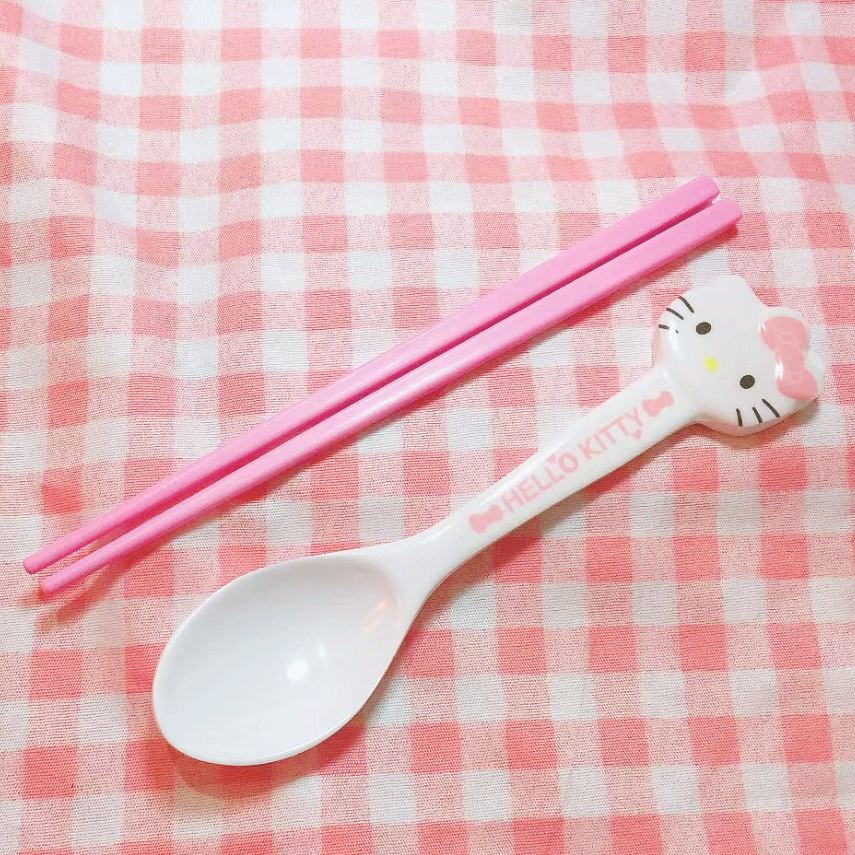 숟가락 + 젓가락