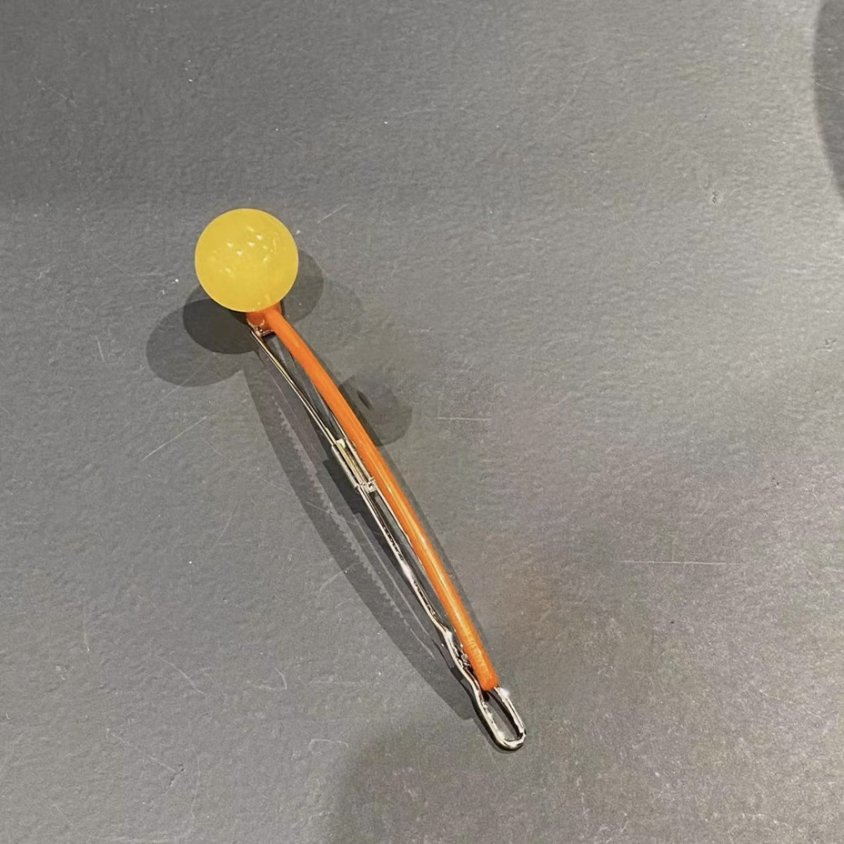 노란 막대사탕 머리핀