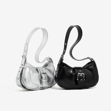 ��ʽС���OӋ�ļ��¿�Ҹ�r��Ů���μ����°������ٴ�insб���