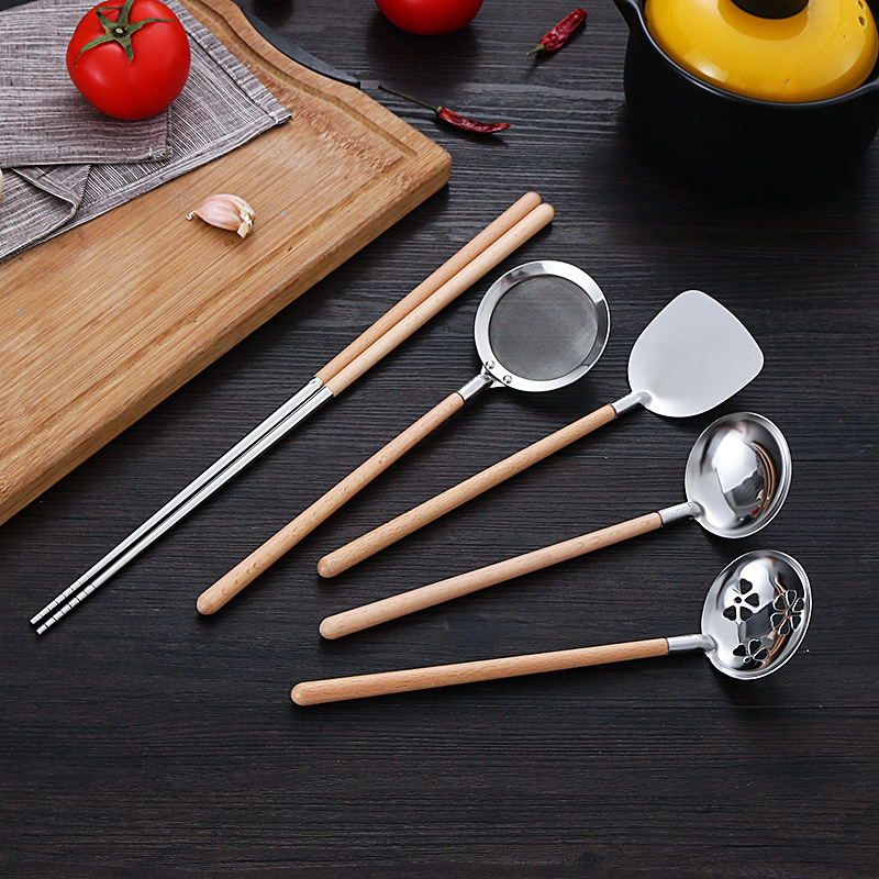 Creative Japanese-style household beech wood handle 304 stainless steel soup spoon hot pot colander cooking spatula mesh leakage fried chopsticks