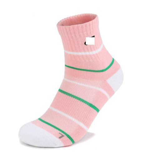 Unisex fur ball socks for men and women, medium and short tube anti-slip tennis and basketball thickened breathable towel bottom sports socks