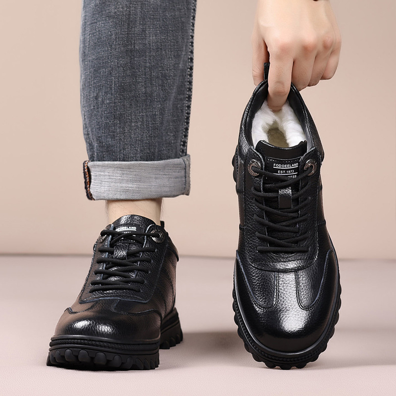 Invierno nuevos zapatos de algodón cálidos de lana para hombres antideslizantes casuales de mediana edad, zapatos de hombre de tamaño grande para papá