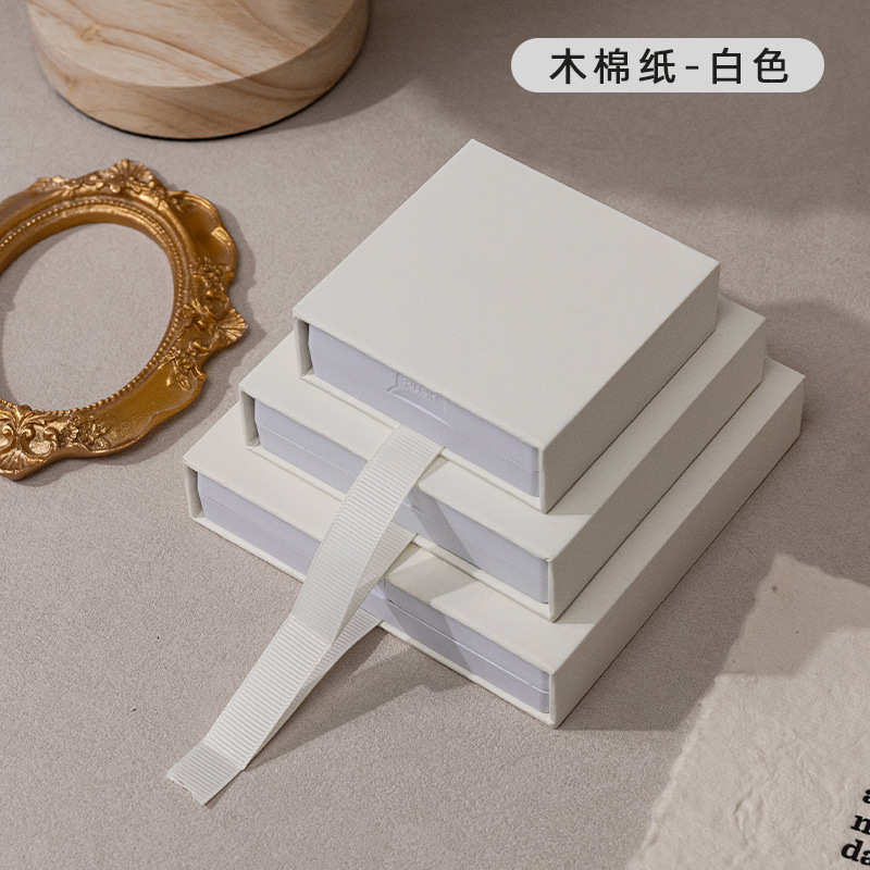 Caja de cartón de Kapok blanco (caja exterior única); 7*7*2cm