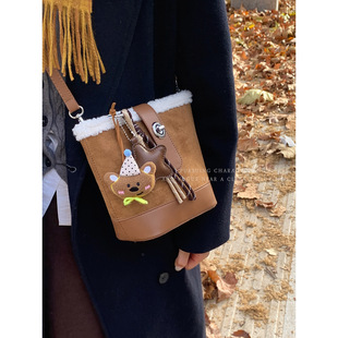 �����r��С����Ů2025�¿�s��Ƥ�qˮͰ���r�Іμ�б��ëë��