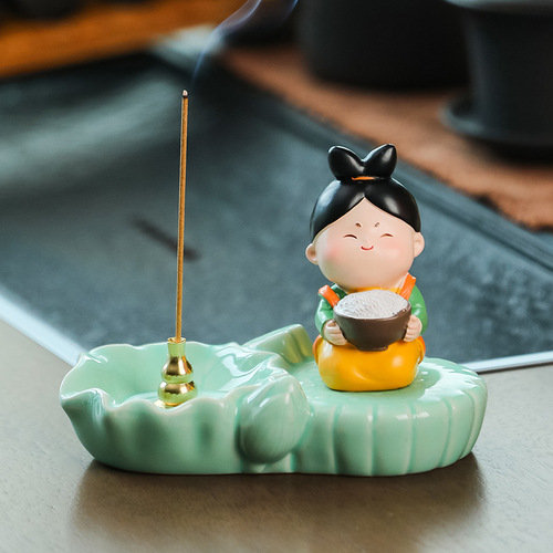 Chinese style celadon bottom line incense plate incense burner cute Tang lady home decoration sandalwood agarwood incense holder incense way