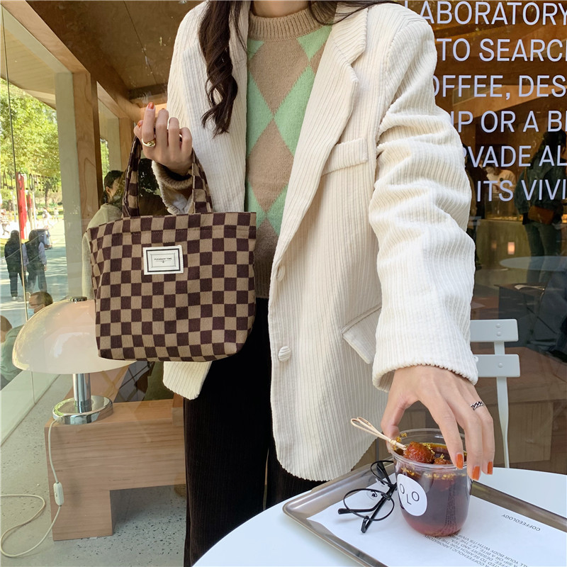 11261 Corduroy checkered hand-held bento Bag, ins Artistic Retro Mommy Bag, small carrying bag for going out, lunch box bag undefined