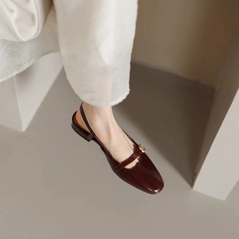 Summer sandals with a strap low-cut, genuine leather