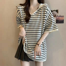 韩版连帽条纹五分袖t恤女夏季宽松大码显瘦慵懒风中长款遮臀上衣