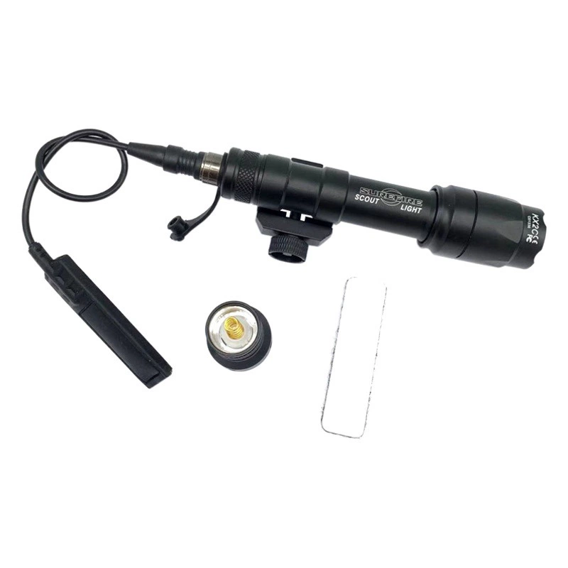 Оптовые производители тактического фонаря M600C с LED-лампой, высокой яркостью, для наружного освещения, с хвостовиком и корончатой головкой.