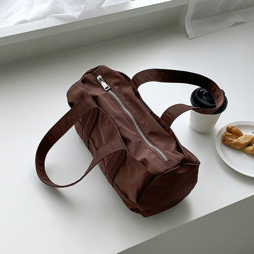  New Korean Casual Large Capacity Underarm Cylinder Bag Sports Portable Nylon Bag Solid Color Handbag Niche