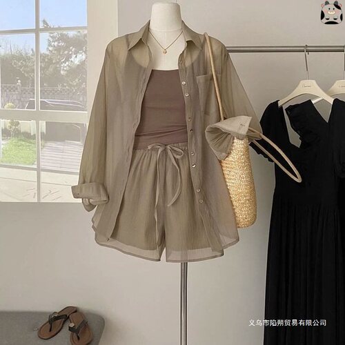 Sheath Sun Protective Shirt Top + Slimming Tank Top + Loose Matching Shorts Women's 3-Piece Set
