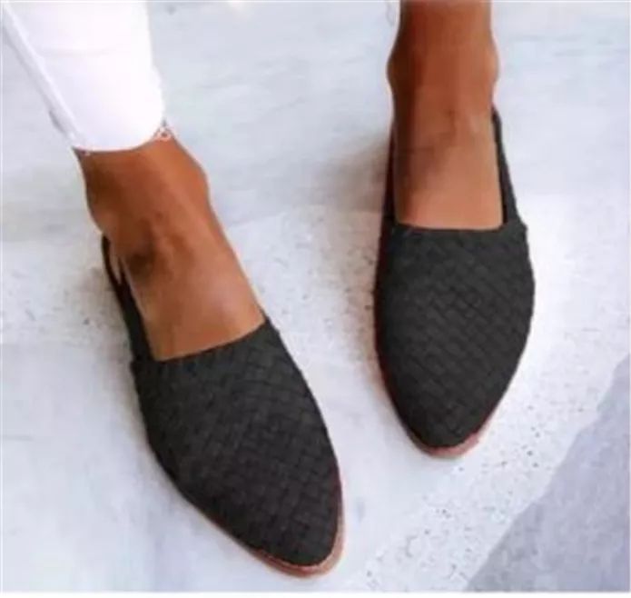 2020 verano nuevas sandalias Comercio exterior zapatos de mujer puntiagudos 40-43 tallas grandes zapatos planos zapatos de mujer verano