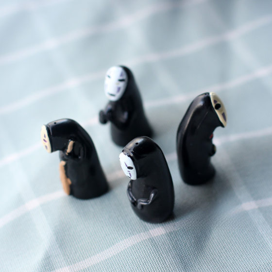 Micro landscape decoration small black men's DIY material potted flower arrangement doll small hand office
