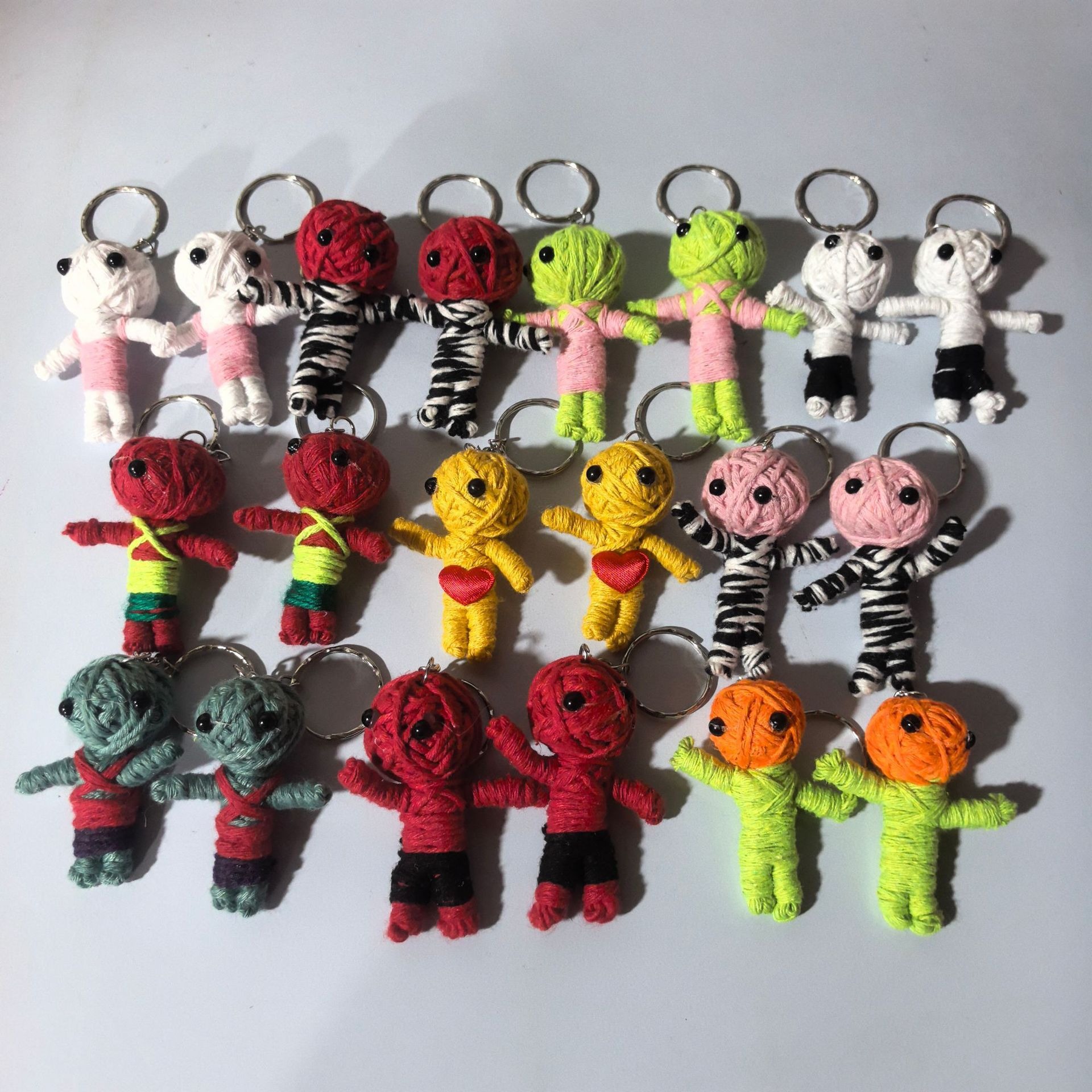 La maldición de la muñeca vudú de lana significa bendición, amor, cura, serie, sustituto, fantasma de Halloween, tejido a mano