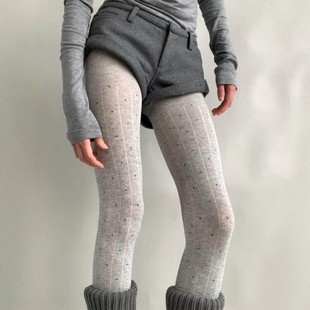 �\��ɫɫ���l�y���c�Bѝ�m�ﶬ�͹ŕr���@��΢͸�Q�l�y�⴩����m