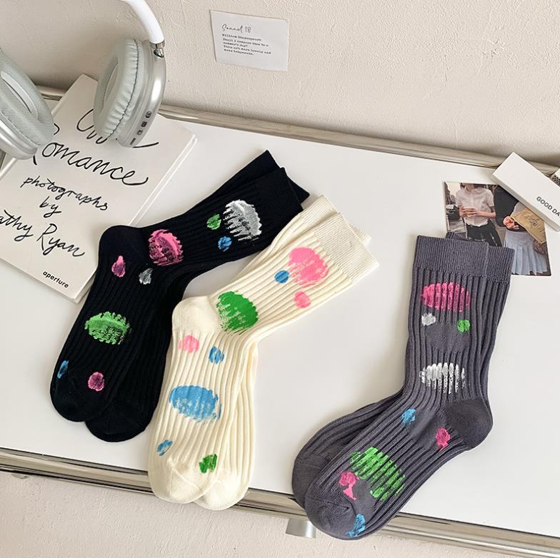 Frau Dame Japanischer Stil Graffiti Baumwolle Crew Socken Ein Paar display picture 8