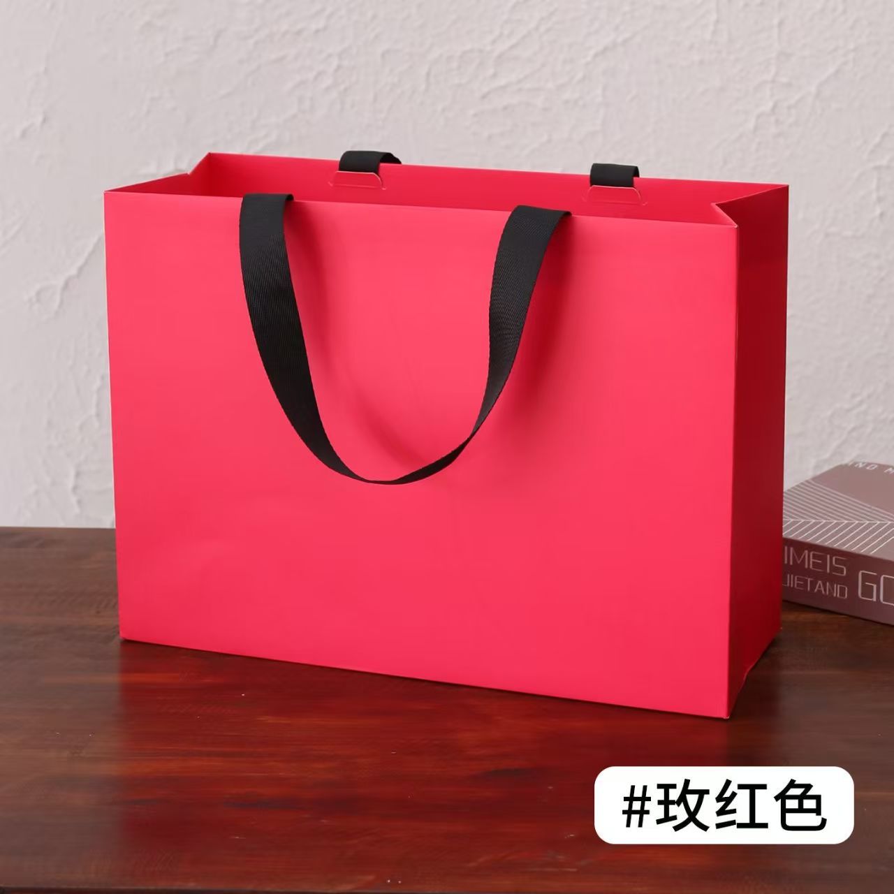 tienda de ropa bolsas de mano personalizadas de alto nivel lujo ligero estilo salón de belleza tienda de ropa de mujer bolsas de regalo bolsas de papel personalizadas logotipo impreso