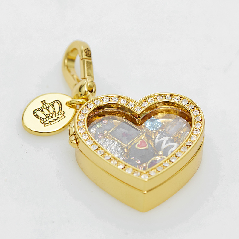 Heart-shaped pendant 9
