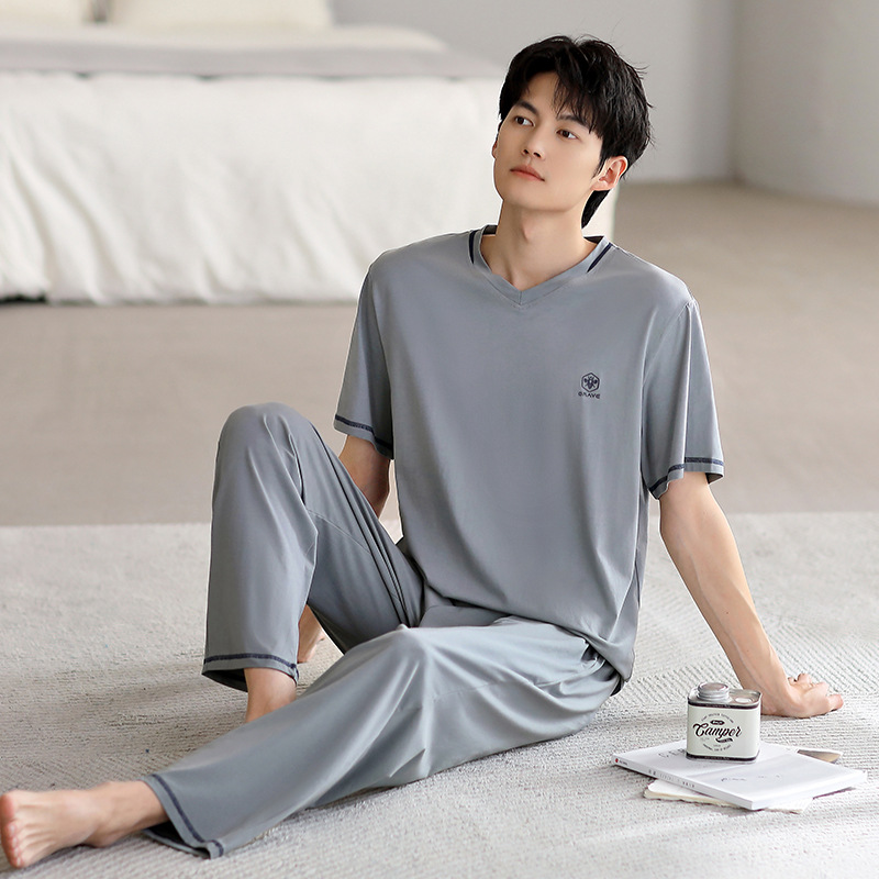 2549 칭루안 그레이