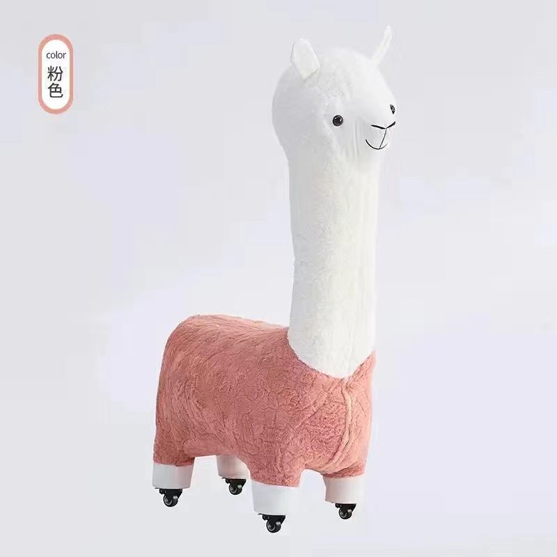 超巨大創意アルパカの腰掛けは豪華な動物の腰掛けを軽くして着地します。|undefined