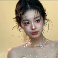 新商品のシンプルな大気の美しい髪飾りの首のチェーンの両用の新婦の敬酒服のドレスの晩餐会の百合は高級感を飾ります。