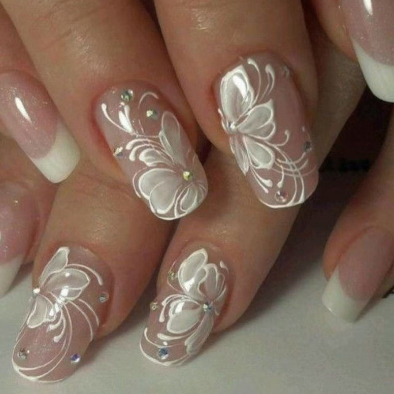 Simple and Fashionable White French Flower Design Chinese Glitter Wearing Manicure Pieces 3D Rhinestone Decoration Manicure Simple and Fashionable White French Flower Design Chinese Glitter Wearing Manicure Pieces 3D Rhinestone Decoration Manicure