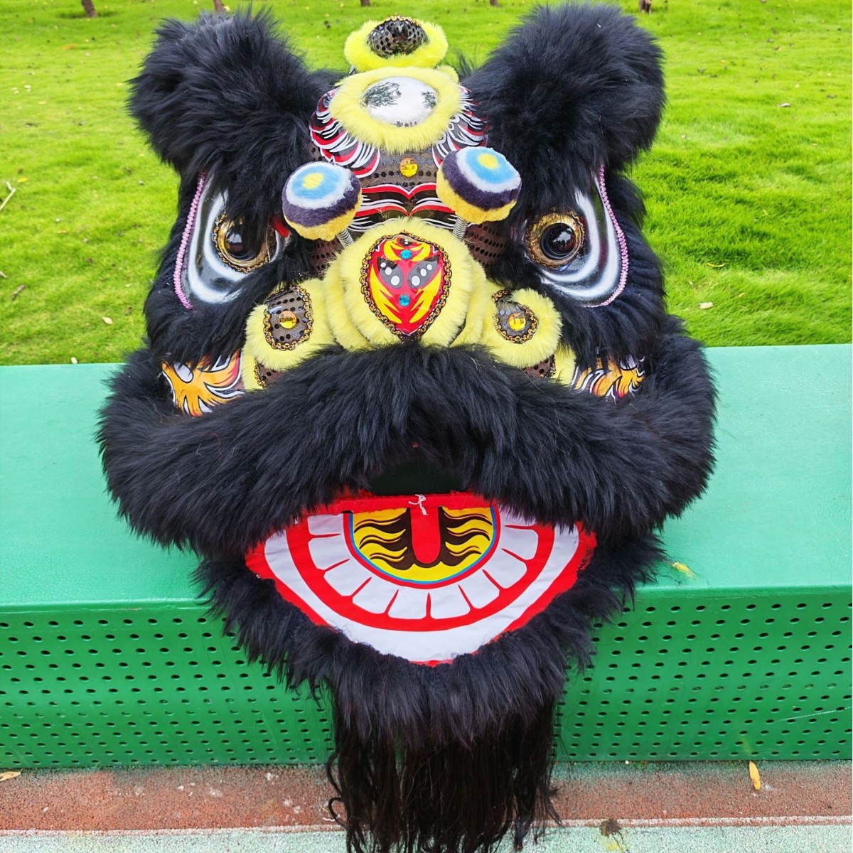 Disfraz Prop de Danza del León de Lana y Fibra de Vidrio Hecho a Mano para Eventos