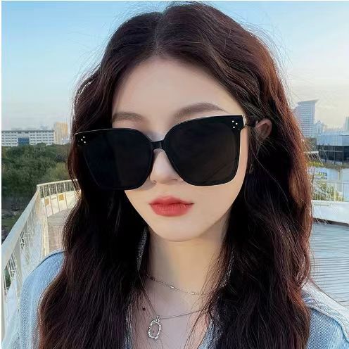Trend sunglasses for men and women