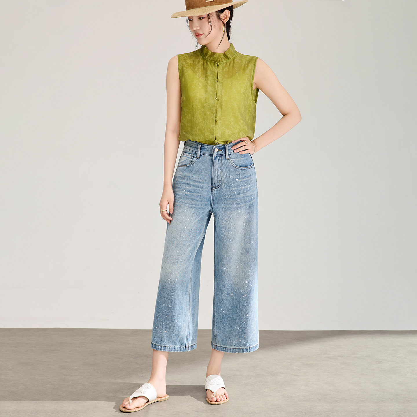 Quần jean nữ ống rộng cạp cao chất cotton mài trắng phối sequin bướm — xanh lam