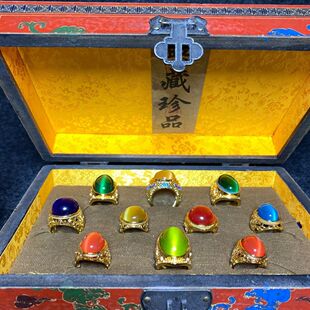 Antique Collection Old Lacquer Box made by Emperor Qianlong of the Qing Dynasty with Eight Fingers Opel Ring High-end Gift Jewelry