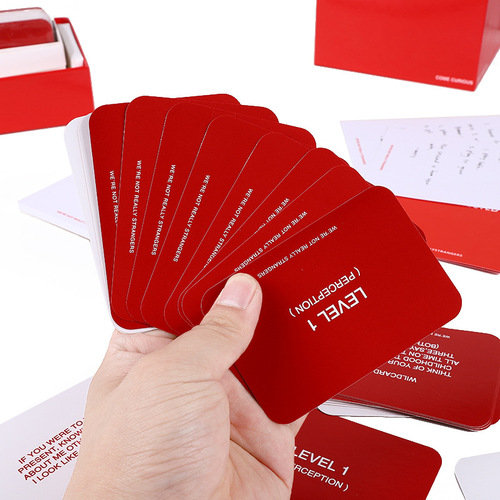 Tabletop card game-style WeChat mini-game stranger's card creative wide version portable outdoor cards