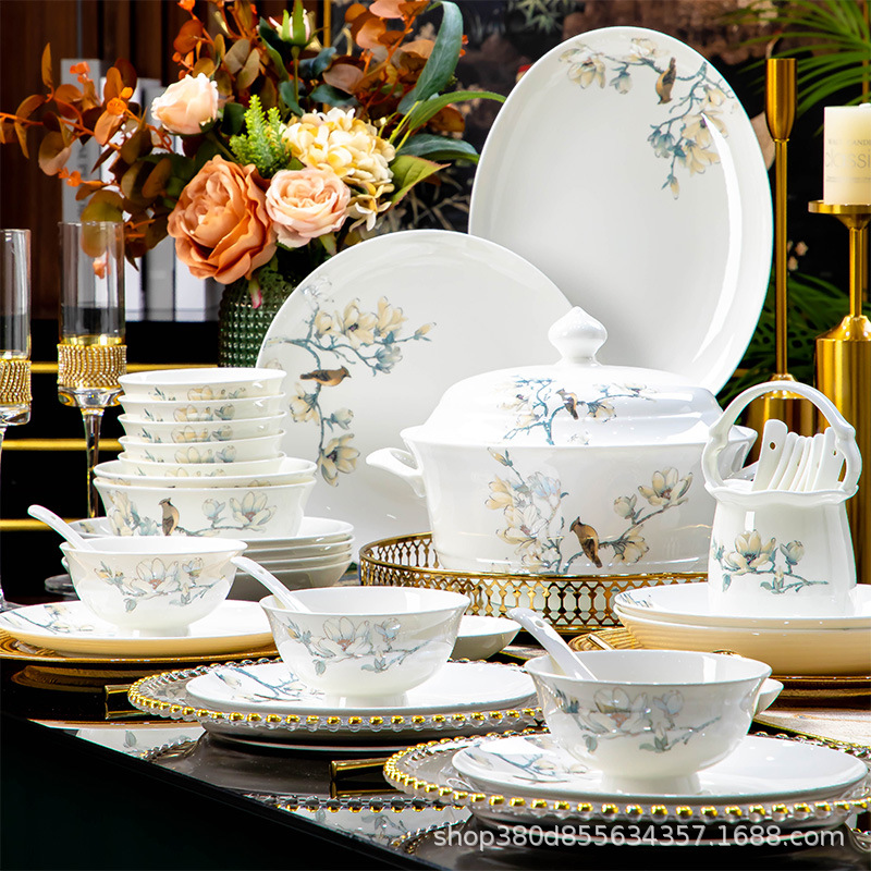 요리 및 요리 세트 Jingdezhen 고온 그릇 및 플레이트 가정용 뼈 중국 식기 선물 상자 세라믹 그릇 및 젓가락 조합 가정 용품 선물