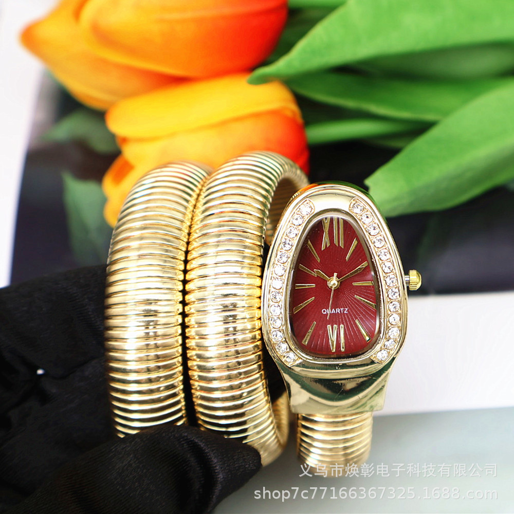 Cross-Border Winding Snake-Shaped Watch for Women Wholesale Fashion Light Luxury Bracelet Watch Snake Watch New Quartz Watch High-End Feel