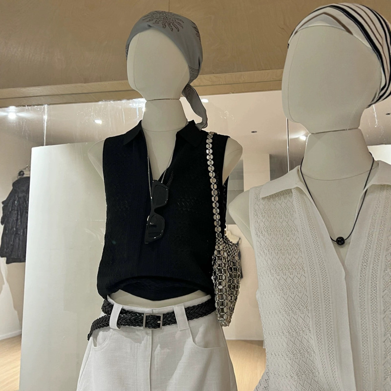 Niche old money style polo collar sleeveless wool knit vest, 2026 summer new fashionable vest