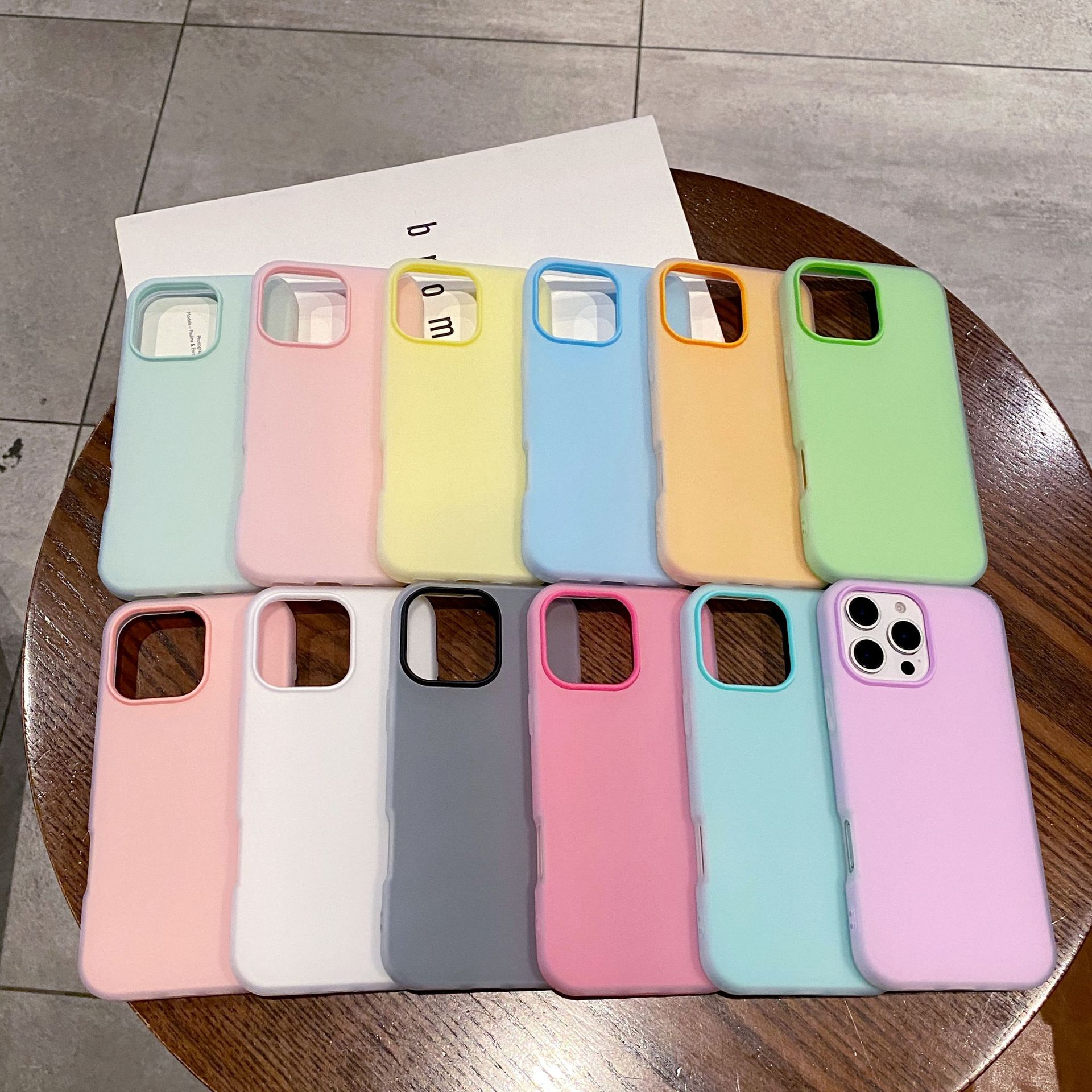 Verano color caramelo sensación de la piel dos en uno para iPhone16 Apple 15ProMax funda para teléfono móvil 14 pareja 13 nuevo