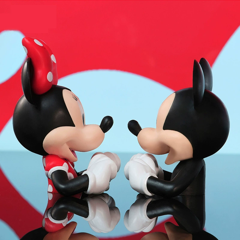 Настоящий SOAP Studio Disney Big Micheimani любит мини-полукорпус как автомобильный декор