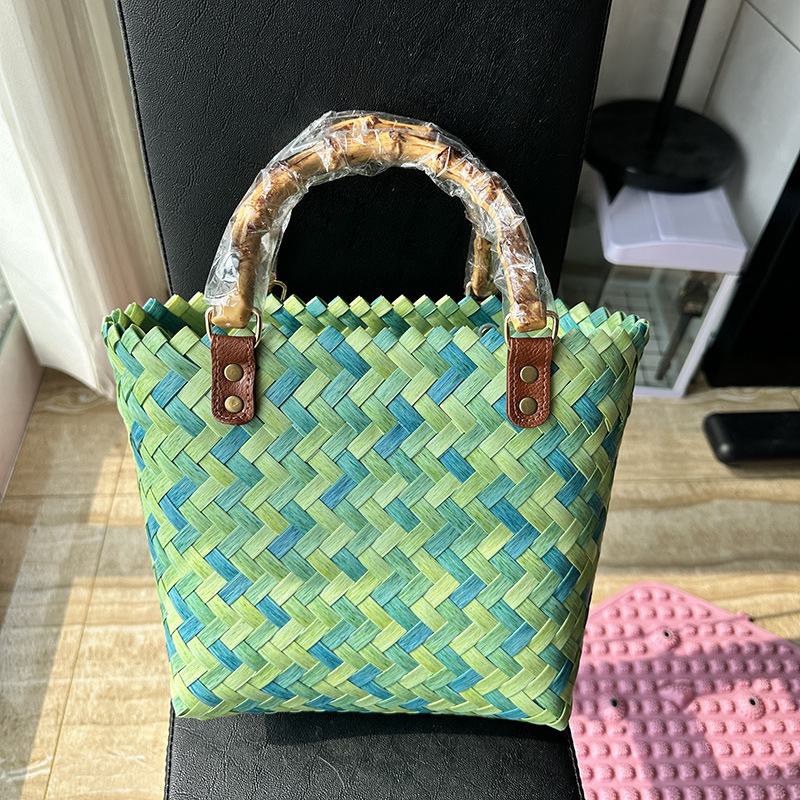 새로운 중간 녹색 대나무 손잡이