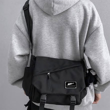 ��ʿб�������ϵ���e�а�������ͨ�ڳ��й��b�����Ա�yʽ�μ��