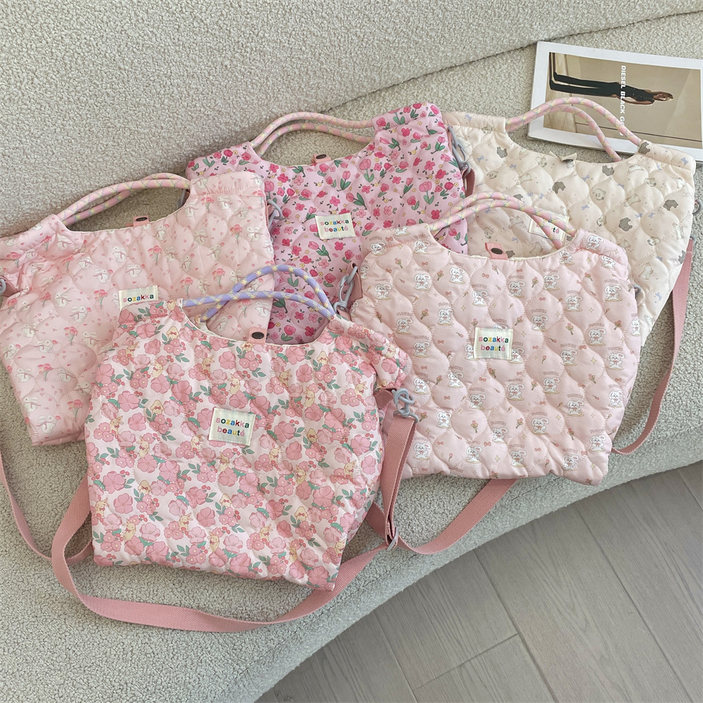 Bolsa feminina acolchoada de algodão com estampa de desenho animado coreano para outono/inverno, pode ser usada como bolsa de mão, de ombro ou transversal em lona._voghion.com