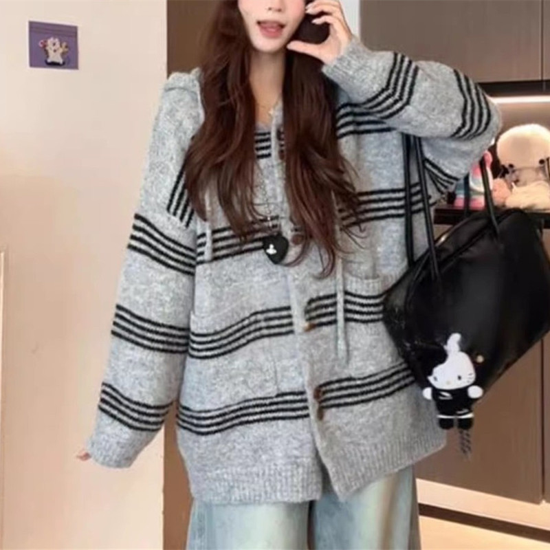 2025秋季时尚减龄宽松连帽针织开慵懒风撞色条纹长袖毛衣外套女|undefined