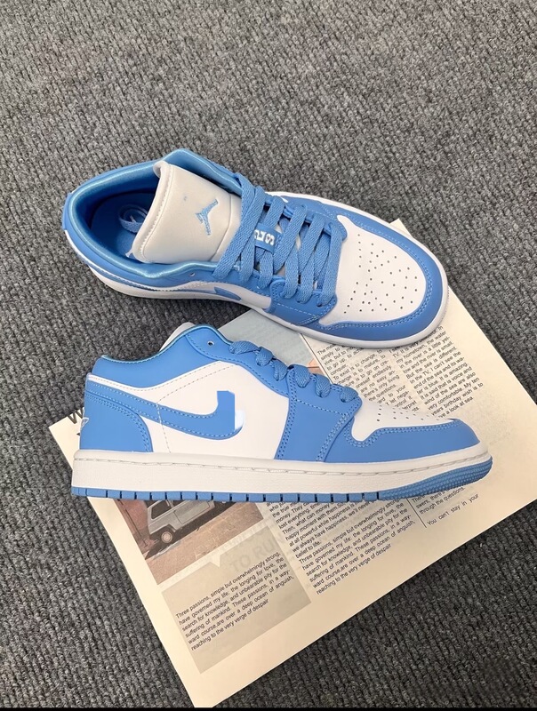 Putian Pure Original Jordan 1 Men's Basketball Shoes Aj1 Low-Top Women's Sneakers Sports Shoes Obsidian North Carolina Blue Blue and White Trendy