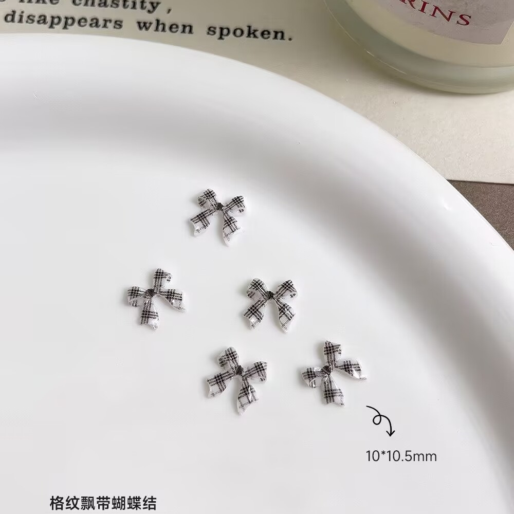 6 # 격자 무늬 폴카 도트 활